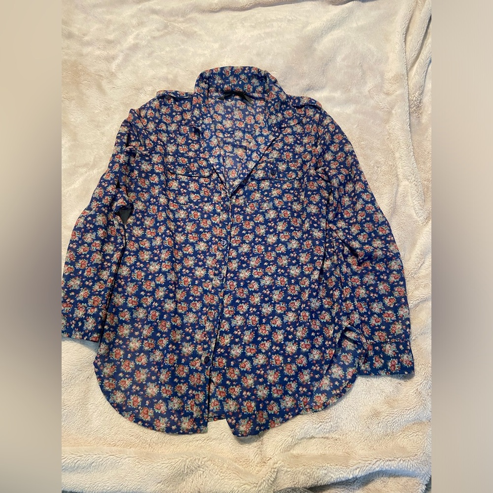 Ali & Kris Button Up Blouse Size L
